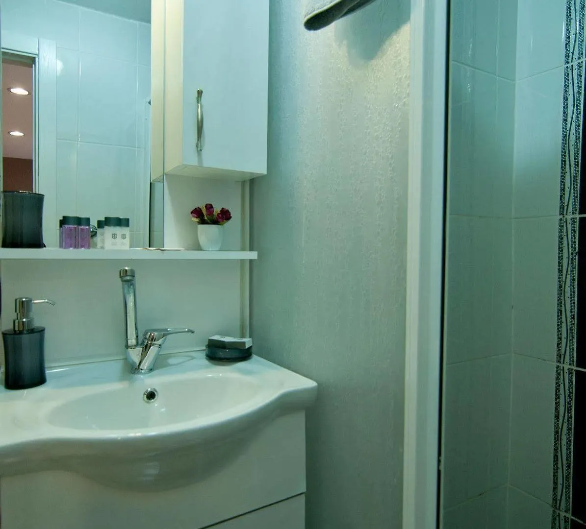 Kamondo Rooms İstanbul 2*,  Türkiye