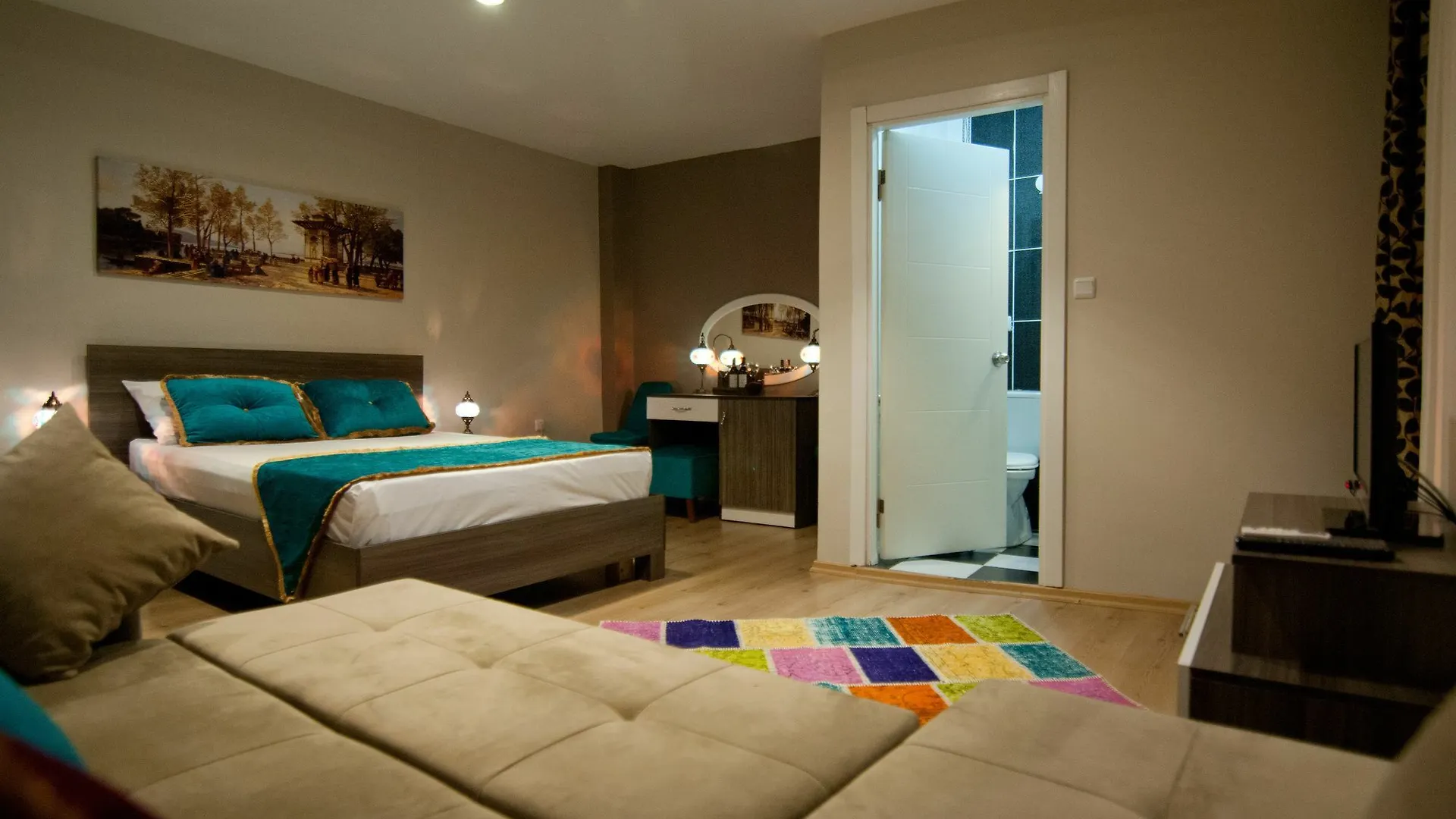 Kamondo Rooms İstanbul 2*,